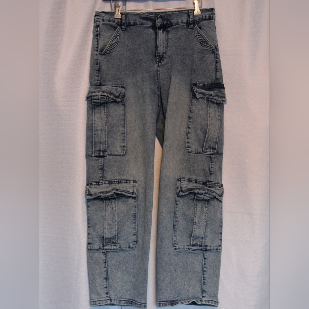 Justice Cargo Jeans – Size M - Picture 3 of 8